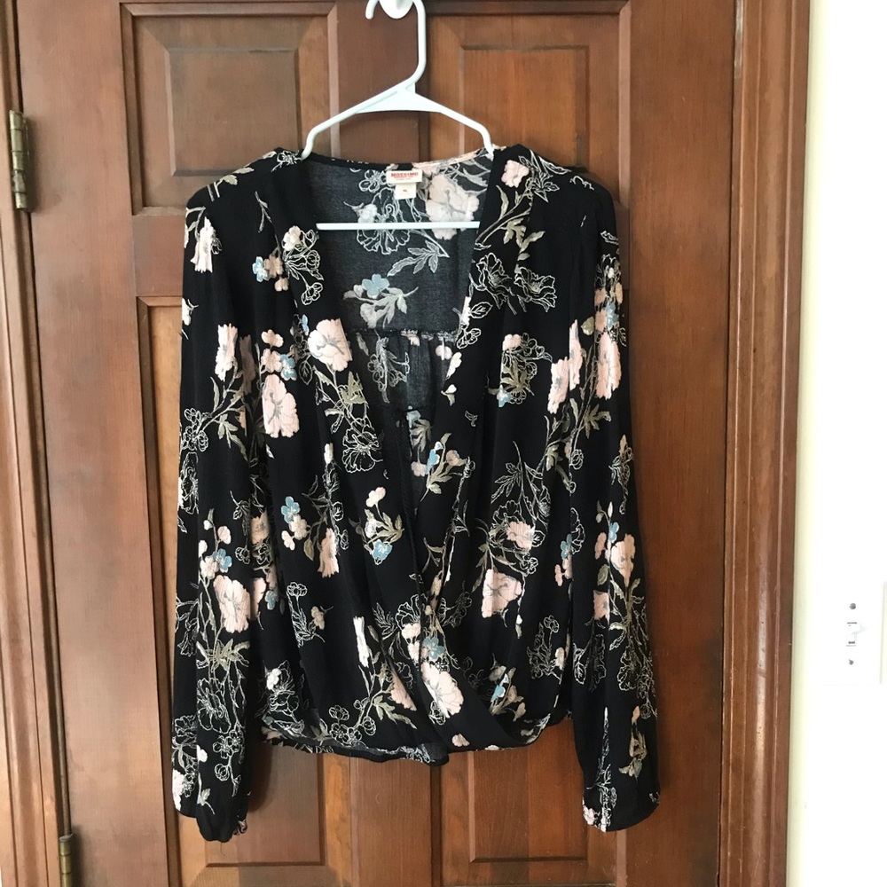 Mossimo wrap shirt